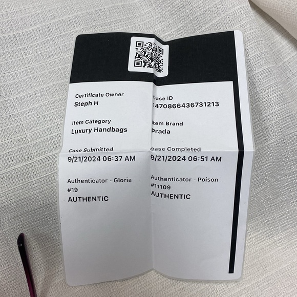 EC- Prada compact nylon wallet - Picture 6 of 10